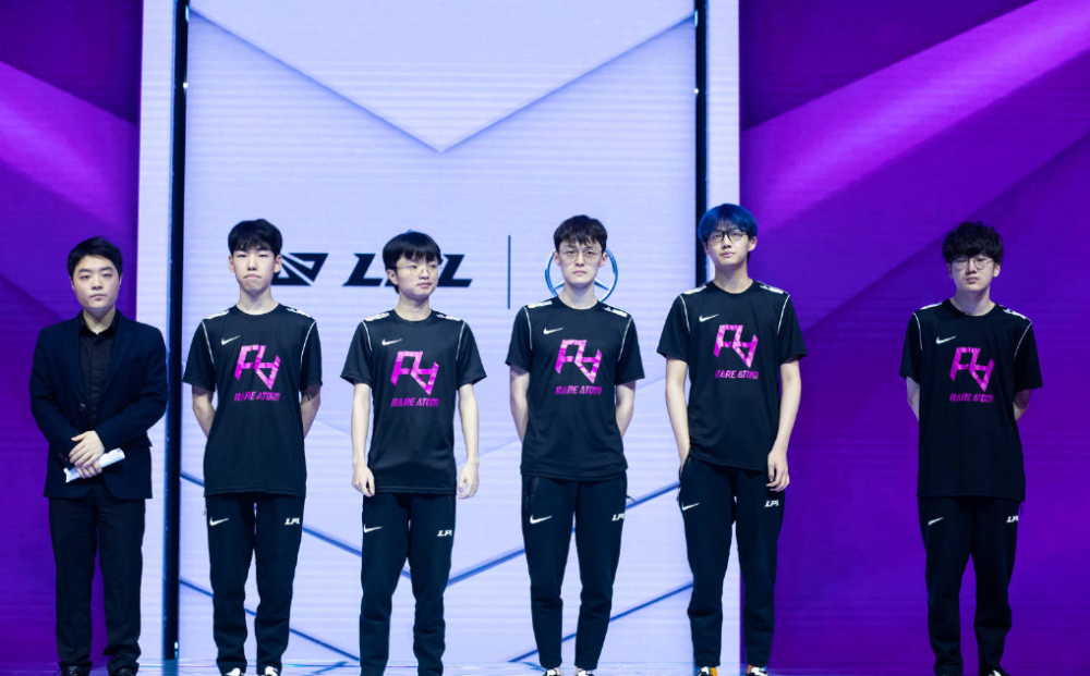 冠赛场上的 冠赛场上的