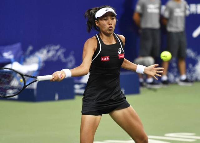 在多个比赛 在多个比赛