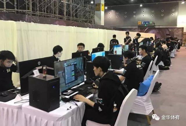 了他突出的 了他突出的