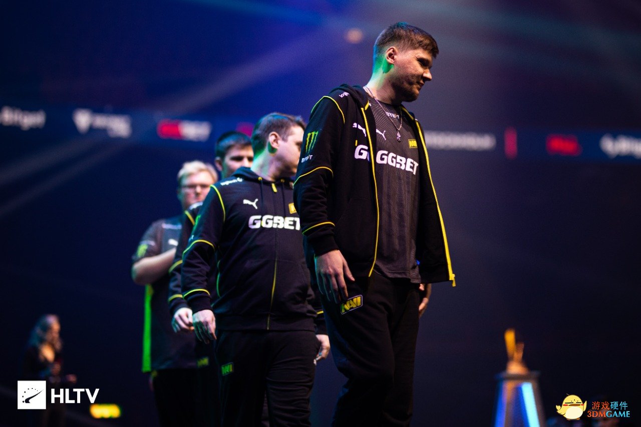 冬会上的强 冬会上的强